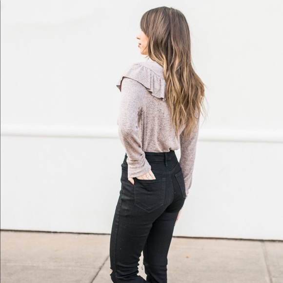 Ruffle sweater Pink - Picture 3 of 5